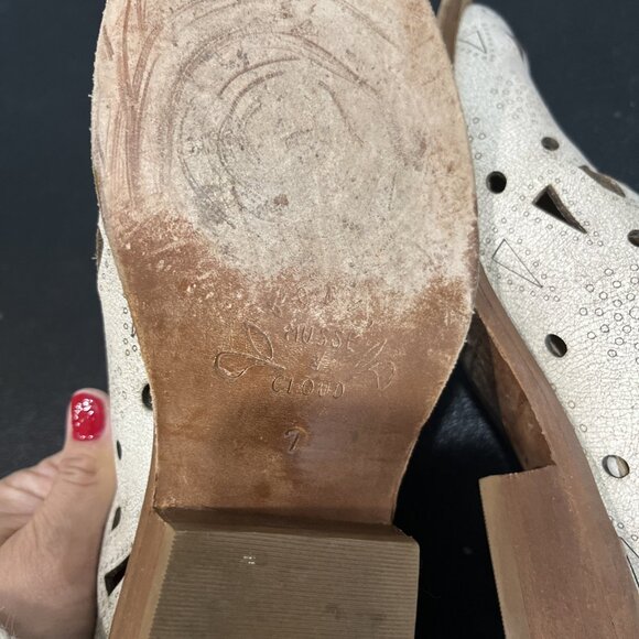 Musse & Cloud Boots Womens 7 Cream Coolise Cutout Distressed Lace Western Boho - Picture 8 of 8